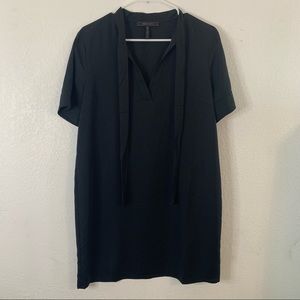 BCBG MAXAZRIA v-neck dress